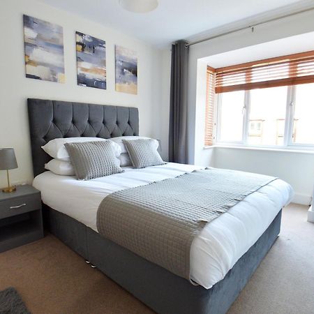 Stylish 2Br Flat - 2 Free Parking Spaces - Near Lgw Airport Кролей Экстерьер фото