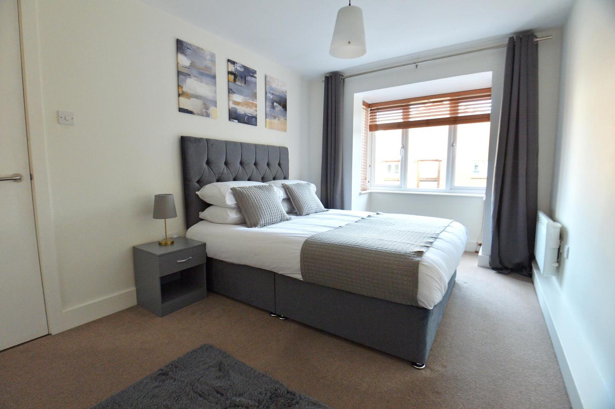 Stylish 2Br Flat - 2 Free Parking Spaces - Near Lgw Airport Кролей Экстерьер фото
